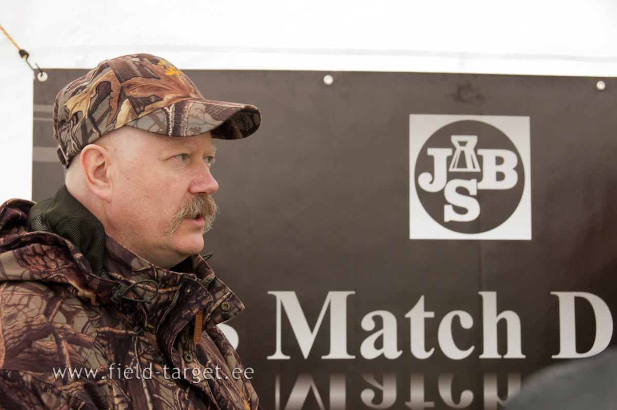 I propose 1 hour break